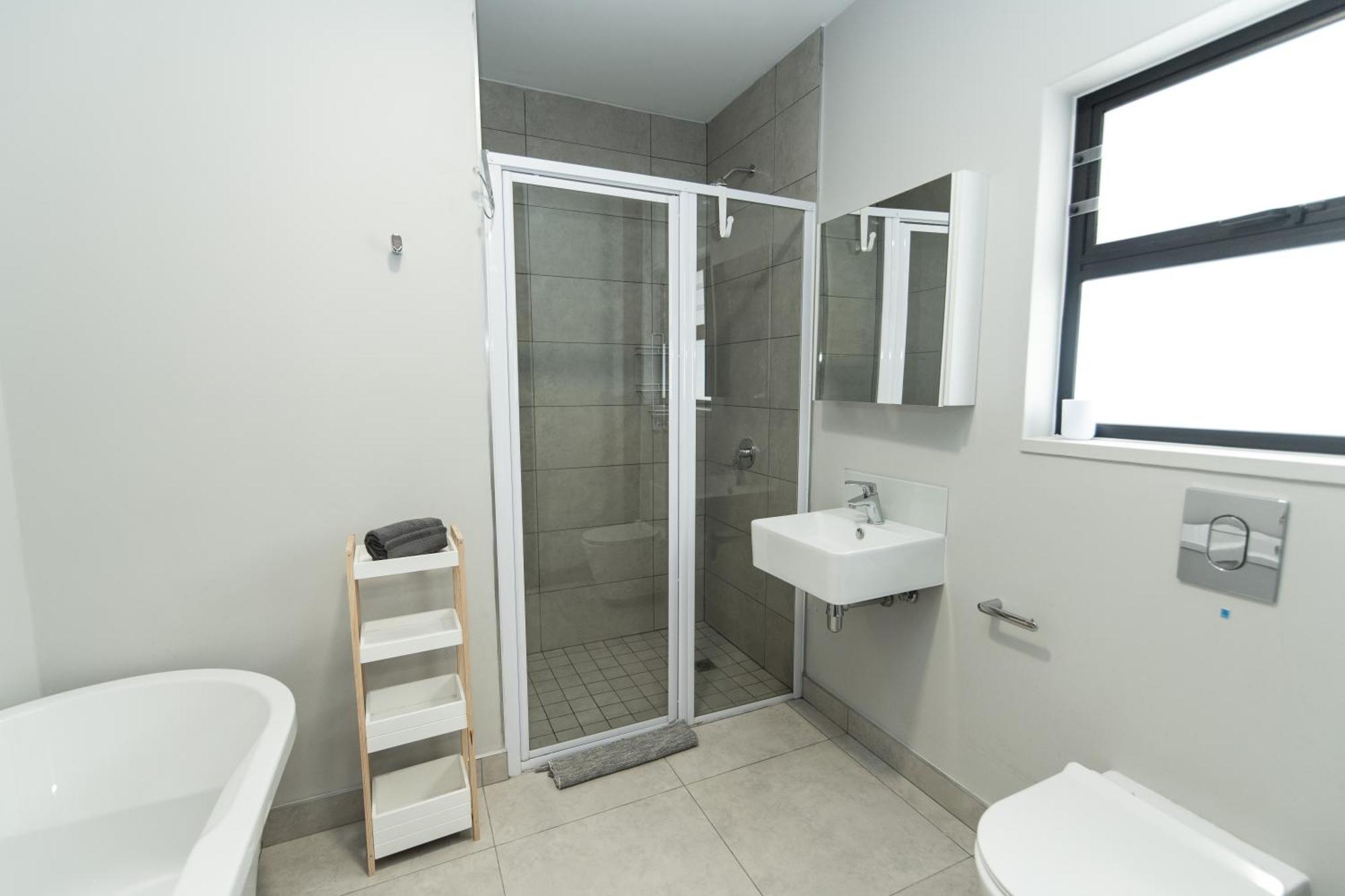 Cozy Modern Apartment At Bellamare Port Elizabeth Eksteriør billede