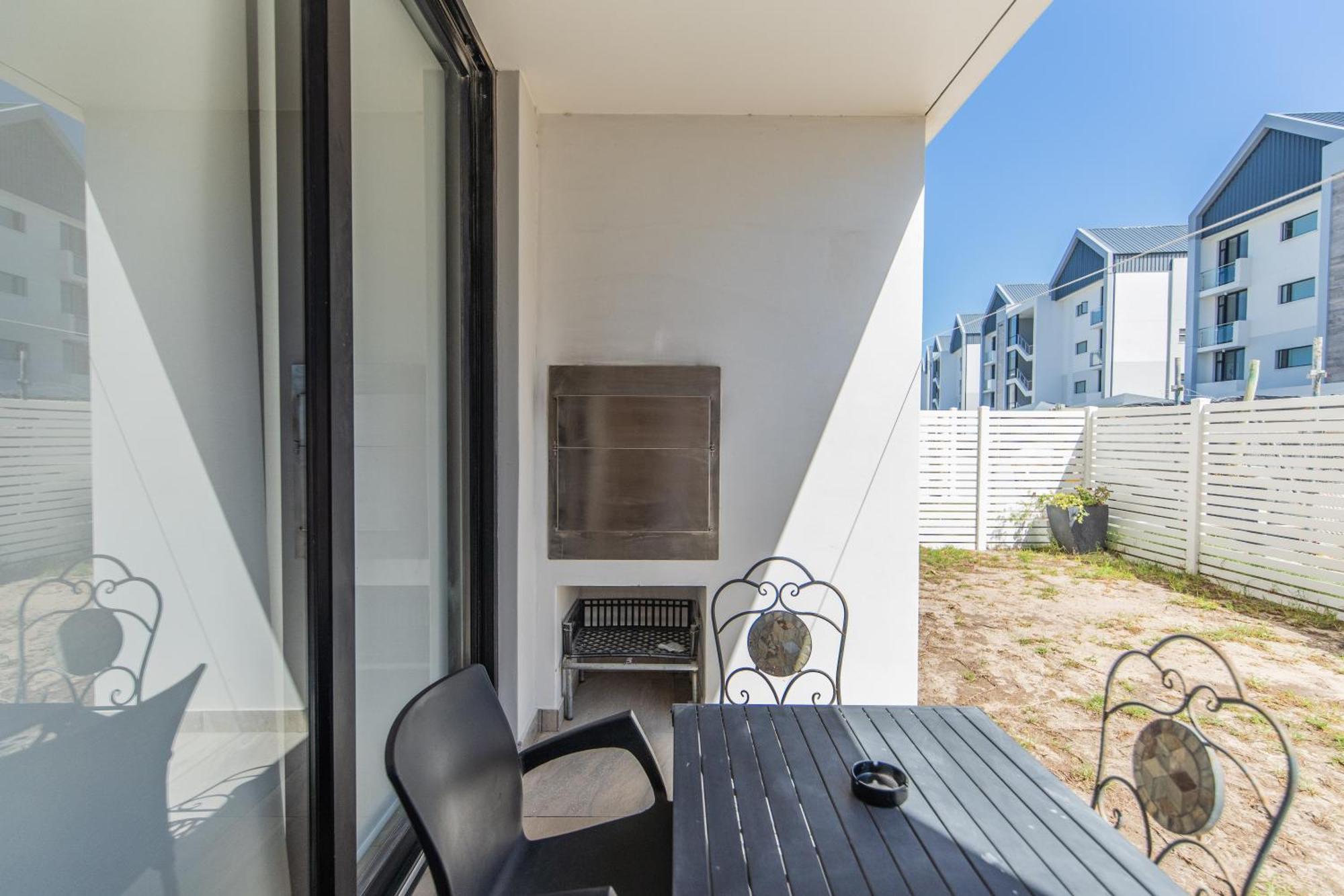 Cozy Modern Apartment At Bellamare Port Elizabeth Eksteriør billede