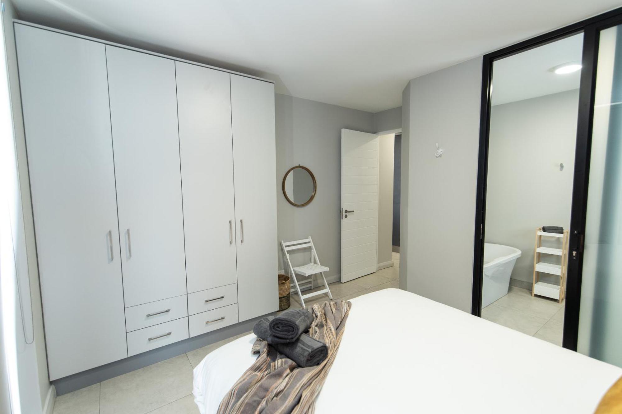 Cozy Modern Apartment At Bellamare Port Elizabeth Eksteriør billede